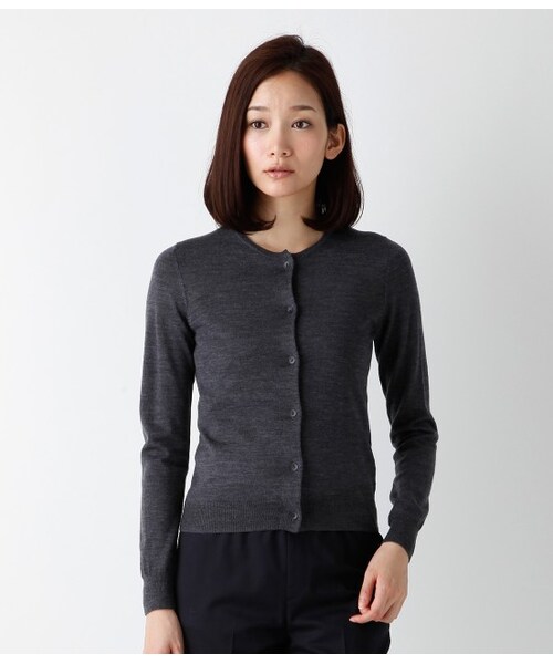 ADAM ET ROPE'(アダムエロペ)の「12Gコンパクトカーディガン(カーデ/アンサンブル/ベスト・レディース・レッド/ブルー/チャコール・38)」の1枚目の写真