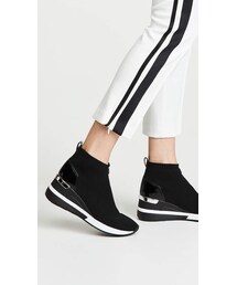 値下げ！MICHAEL KORS マイケルコース　SKYLER ニットブーティ MICHAEL KORS（マイケルコース）の「MICHAEL Michael Kors Skyler
