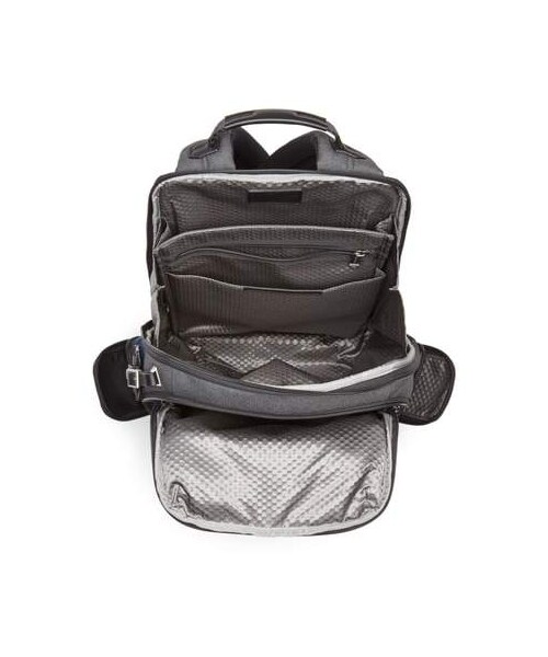 TUMI（トゥミ）の「Tumi Alpha Bravo Nellis Backpack（バックパック