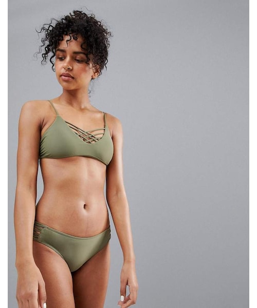 Hollister（ホリスター）の「Hollister Bikini Bottom with Strappy Sides in Olive（水着・レディース・Green・S/XS/M/L）」の2枚目の写真
