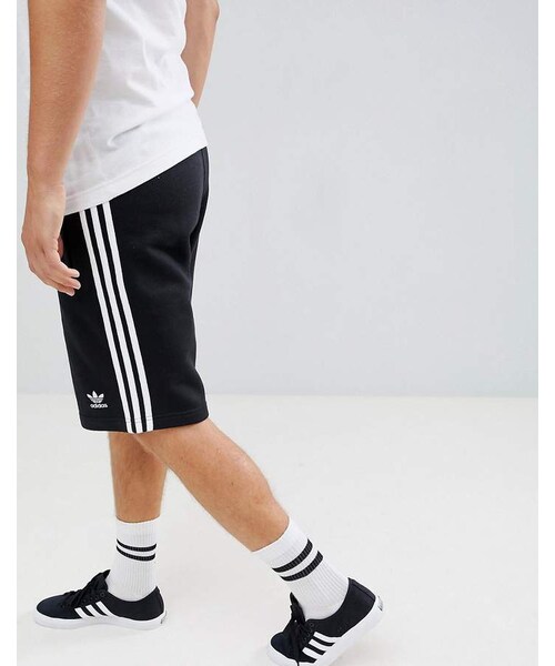 adidas（アディダス）の「adidas Originals 3-Stripe Jersey Shorts In Black DH5798（その他パンツ）」  - WEAR