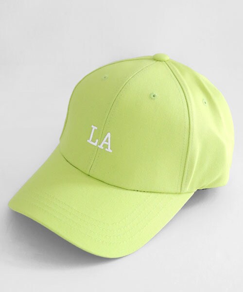DHOLIC（ディーホリック）の「LA刺繍ベースボールキャップ（キャップ・レディース・ホワイト/ブラック/イエロー/ピンク/ブルー・FREE）」の4枚目の写真