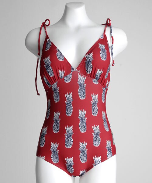 DHOLIC（ディーホリック）の「パイナップルショルダータイモノキニ（水着・レディース・イエロー/レッド/パープル・FREE）」の3枚目の写真