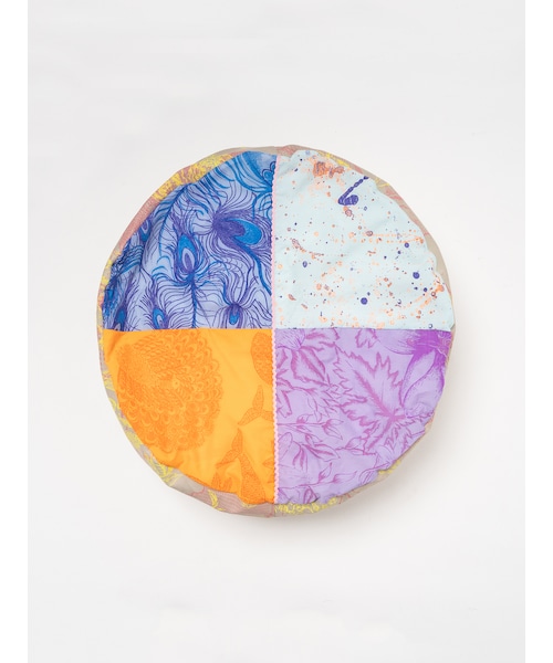 Juana de Arco（ホォアナデアルコ）の「プフ（）」 - WEAR 