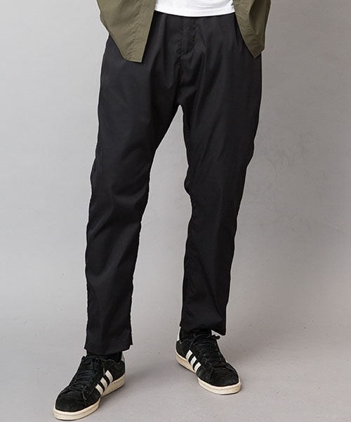 WHITE MOUNTAINEERING（ホワイトマウンテニアリング）の「ストレッチ