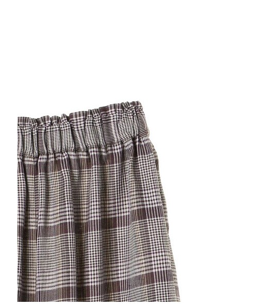 earth music&ecology(アースミュージックアンドエコロジー)の「アキイロフレンチリネン混チェックスカーチョ(パンツ・イエロー/グリーン/パープル・F)」の5枚目の写真