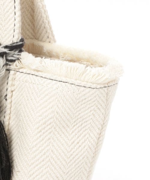 BAYFLOW（ベイフロー）の「ヘリンボンロゴトート S（バッグ・ナチュラル）」の8枚目の写真