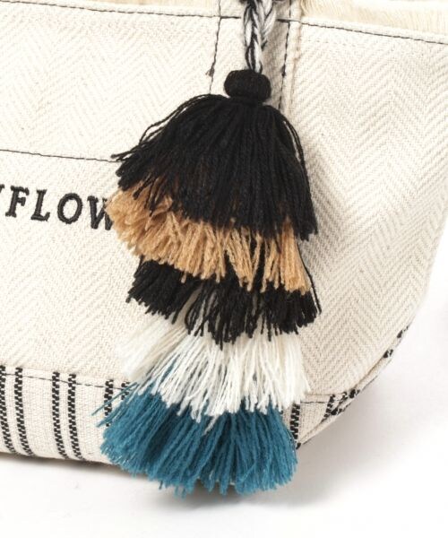 BAYFLOW（ベイフロー）の「ヘリンボンロゴトート S（バッグ・ナチュラル）」の14枚目の写真