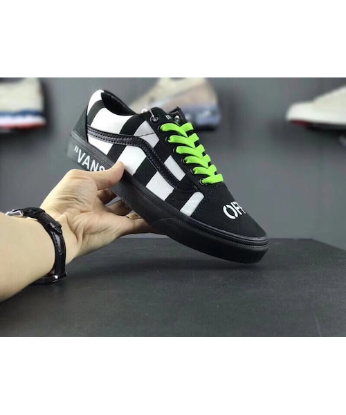 off white（オフホワイト）の「OFF-WHITE(オフホワイト) x VANS