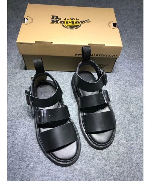 【Dr Martens】VOSSスリングバックサンダル Dr. Martens（ドクターマーチン）の「【Dr Martens】ドクター
