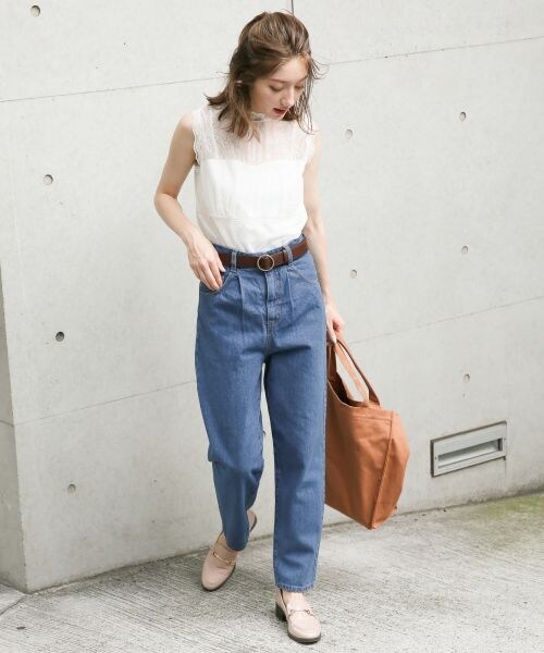 Heather（ヘザー）の「スカラップレースハイネックタンク（トップス・ホワイト/ブラック/グレー）」の4枚目の写真