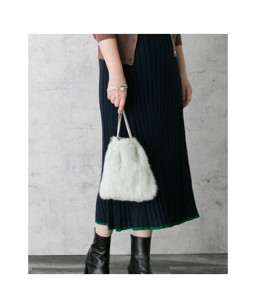 URBAN RESEARCH ROSSO WOMEN（アーバンリサーチ　ロッソ）の「【予約】ラビットファーミニ巾着（バッグ・レディース・GREEN/BORDEAUX/YELLOW/MINT・-）」の8枚目の写真