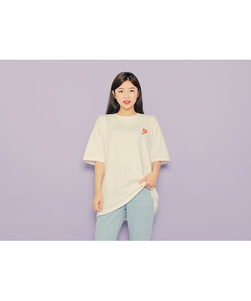 HOTPING(ホッピン)の「いいね♥刺しゅうポイントTシャツ(Tシャツ/カットソー・レディース・ブラック/ホワイト/ブルー/ピンク・フリーサイズ(XS-XL))」の2枚目の写真
