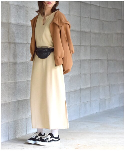 w closet（ダブルクローゼット）の「フード付きドロップショルダーワイドブルゾン（ジャケット/アウター・レディース・キャメル/カーキ・FREE）」の17枚目の写真