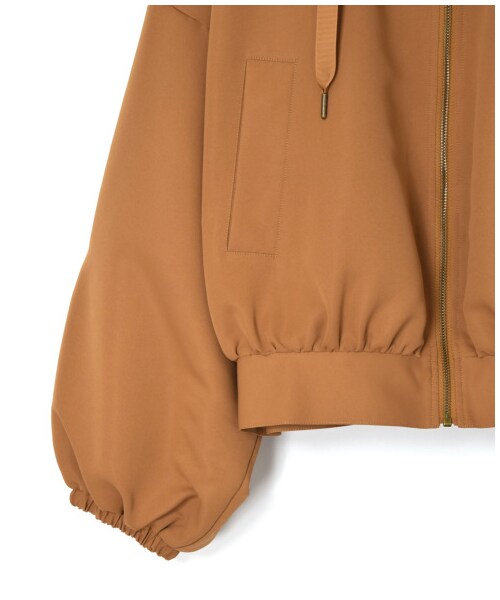 w closet（ダブルクローゼット）の「フード付きドロップショルダーワイドブルゾン（ジャケット/アウター・レディース・キャメル/カーキ・FREE）」の8枚目の写真