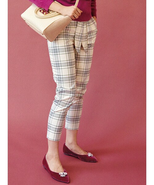 31 Sons de mode（トランテアン　ソン　ドゥ　モード）の「チェックハイウエストテーパードパンツ（パンツ・レディース・着用色:ネイビー/着用色:オフホワイト/オフホワイト/ネイビー・36/38）」の2枚目の写真