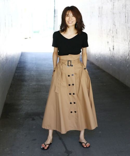 BABYLONE（バビロン）の「16GリブニットVネックPO（トップス・ブラック/ボルドー/キャメル/ブルー）」の5枚目の写真