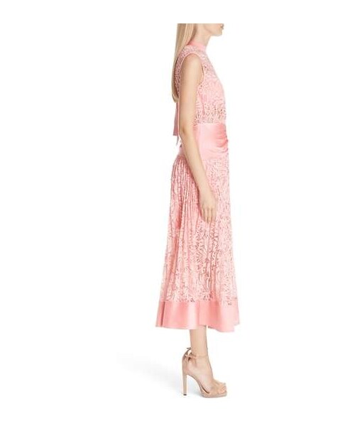self-portrait(セルフポートレート)の「Self-Portrait Floral Lace Sleeveless Midi Dress(ワンピース・レディース・Pink・4/6)」の2枚目の写真