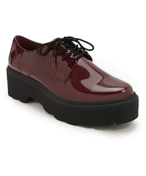 FOREVER 21(フォーエバー トゥエンティーワン)の「Forever 21 Faux Patent Leather Shoes(シューズ・レディース・White/Black/Red・7/7.5/8/9/10/6)」の9枚目の写真