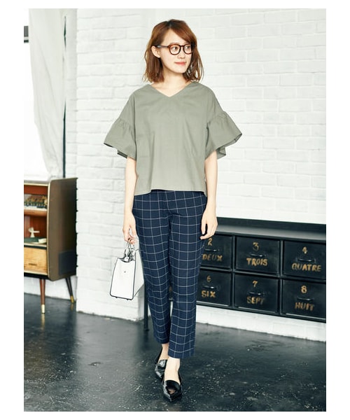 earth music&ecology(アースミュージックアンドエコロジー)の「・アンクルストレッチパンツ(パンツ・ブラック/ベージュ/カーキ/ネイビー/ストライプ/チェック・S/M/L)」の9枚目の写真