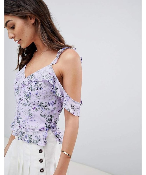 Oasis（オアシス）の「Oasis ditsy ruffle cami top（キャミソール）」 WEAR