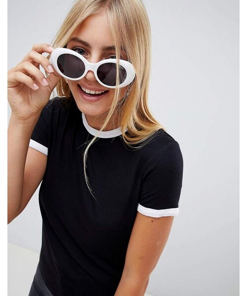 Bershka（ベルシュカ）の「Bershka White contrast collar and sleeve t shirt（Tシャツ/カットソー・レディース・Black・M/XS/L/S）」の4枚目の写真