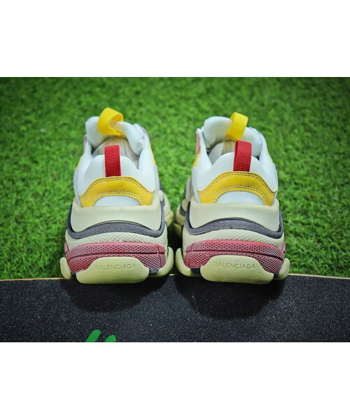 BALENCIAGA（バレンシアガ）の「BALENCIAGA バレンシアガ Off-White オフホワイト スニーカー メンズ　レディース レザー ローカット 送料無料　２０１８新作（スニーカー・その他）」の6枚目の写真