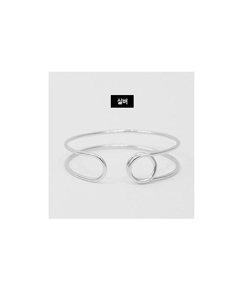 Dailyabout(デイリーアバウト)の「ダブルラインメタルバングル(バングル/リストバンド・レディース・シルバー/ゴールド・FREE)」の1枚目の写真