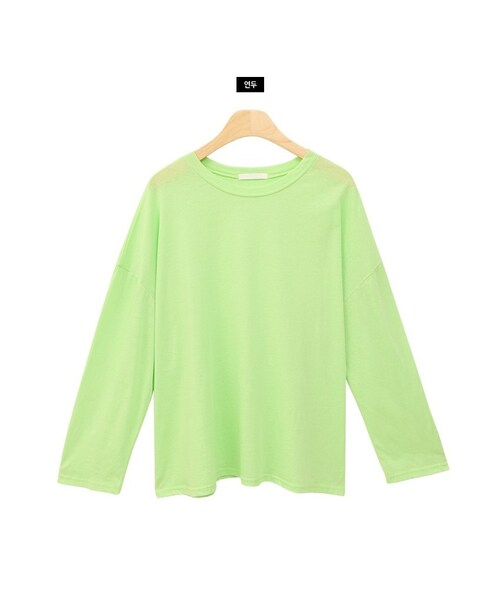 Dailyabout(デイリーアバウト)の「ラウンドネック長袖Tシャツ(Tシャツ/カットソー・レディース・グリーン/ブラック/ホワイト/イエロー/ミント・FREE)」の1枚目の写真
