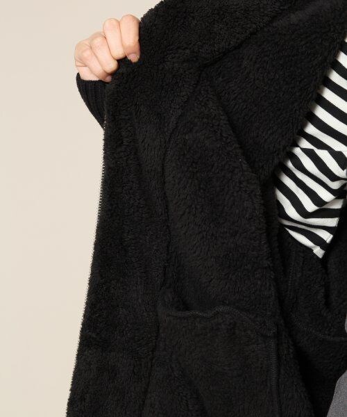 JEANASIS(ジーナシス)の「ボアフードZIPコート(ジャケット/アウター・レディース・ブラック/ライトベージュ・FREE)」の10枚目の写真