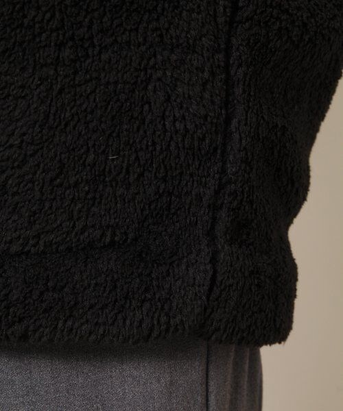 JEANASIS(ジーナシス)の「ボアフードZIPコート(ジャケット/アウター・レディース・ブラック/ライトベージュ・FREE)」の8枚目の写真