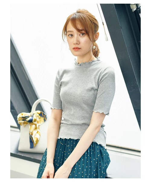 earth music&ecology（アースミュージックアンドエコロジー）の「・メロウリブ5分袖カットソー（トップス・アイボリー/杢ライトグレー/ブラック/ダークピンク/マスタード/ネイビー/マルチ/ダークグリーン・S/M）」の5枚目の写真