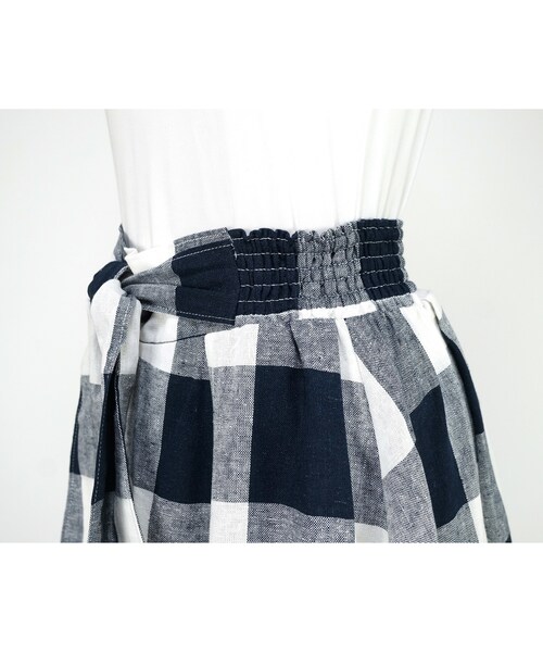 TEVALT(ヴァレット)の「Titilate Valet ビッグチェック ランダムヘム スカート〔67687〕(スカート・レディース・その他)」の4枚目の写真