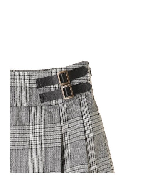 earth music&ecology(アースミュージックアンドエコロジー)の「チェックキルトスカート(スカート・ブラック/レッド/ブラウン/グリーン・S/M)」の4枚目の写真