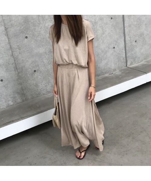 copine（コピン）の「ゆるてろ素材！背中VネックフレンチスリーブロングTシャツ(3color)【クリックポスト対象商品】（Tシャツ/カットソー・レディース・その他）」の6枚目の写真