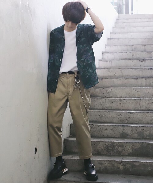 LIDNM（リドム）の「Dickies × LIDNM テーパードステッチパンツ【ベージュ】（チノパンツ・メンズ・ベージュ・S.M.L）」の21枚目の写真