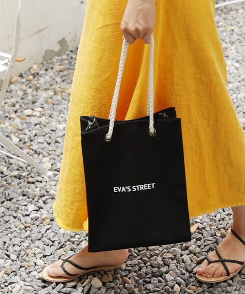 DHOLIC（ディーホリック）の「2WAYロープハンドルスクエアバッグ（ハンドバッグ・レディース・ベージュ/ブラック・FREE）」の2枚目の写真