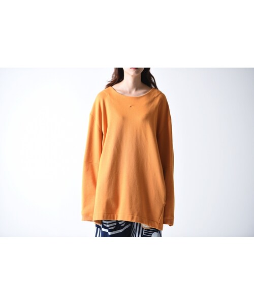 VOAAOV（ヴォアーブ）の「VOAAOV ビッグスウェット（スウェット・レディース・レッド/ブラック/ホワイト/ブラウン/グレー/イエロー・1）」の6枚目の写真