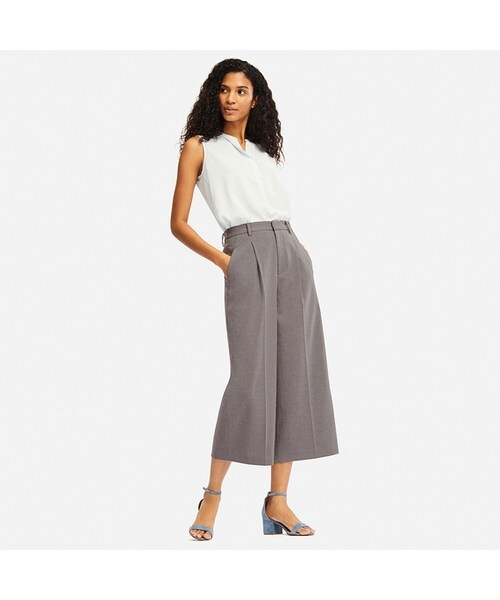 UNIQLO（ユニクロ）の「ワイドクロップドパンツ（その他パンツ・レディース・BLACK 09/OLIVE 57/GRAY 04・3XL/S/XXL/XS/L/M/XL）」の2枚目の写真