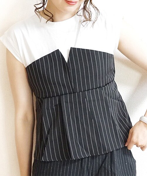 Tiffee SELECT(ティフィーセレクト)の「ピンストライプビスチェドッキングTシャツ(Tシャツ/カットソー・レディース・その他・F)」の2枚目の写真