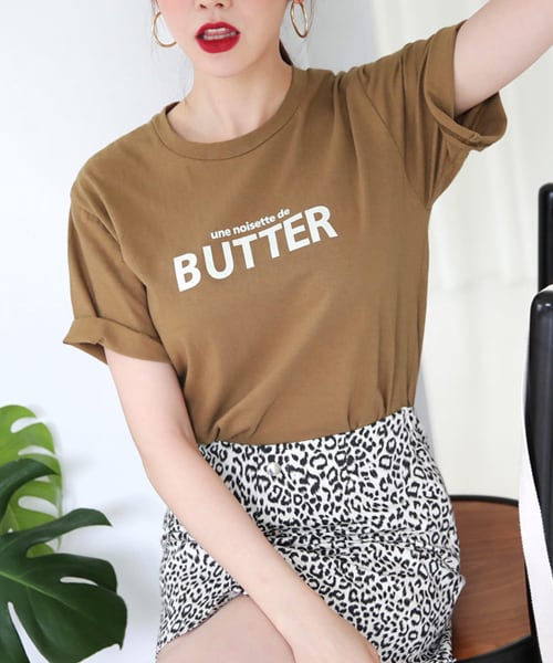 DHOLIC(ディーホリック)の「BUTTERプリントTシャツ(Tシャツ/カットソー・レディース・ブラウン/ブラック/イエロー・FREE)」の1枚目の写真