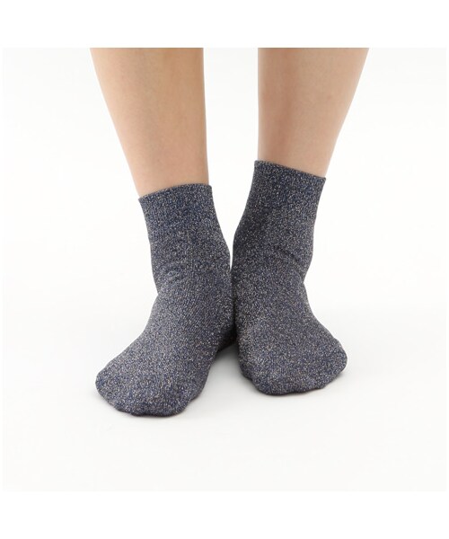 Tabio（タビオ）の「ラメ三つ杢ベタソックス（ソックス・靴下・レディース・クロシルバーモク/シロクロモク/アカアオキ/クリームモモサックス/クロミドリモモ/コンキンモモ・22.5～24.5cm）」の8枚目の写真