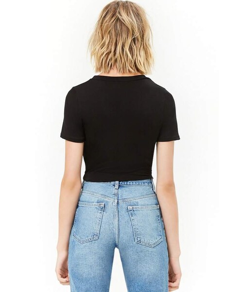 FOREVER 21（フォーエバー トゥエンティーワン）の「Forever 21 Knotted Cropped Tee（Tシャツ/カットソー・レディース・Green/Purple/Black・Small/Medium/Large）」の7枚目の写真