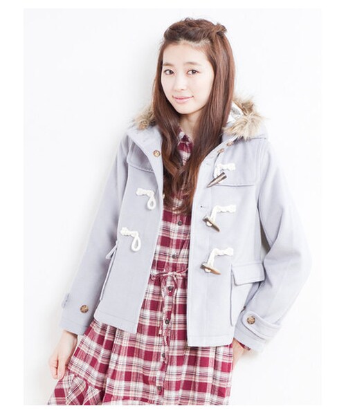 earth music&ecology（アースミュージックアンドエコロジー）の「ショートダッフルコート（コート　・レディース・ネイビー/イエロー/ピンク/キャメル/サックスブルー・L）」の2枚目の写真