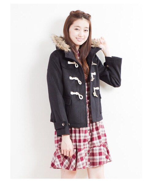 earth music&ecology（アースミュージックアンドエコロジー）の「ショートダッフルコート（コート　・レディース・ネイビー/イエロー/ピンク/キャメル/サックスブルー・L）」の3枚目の写真