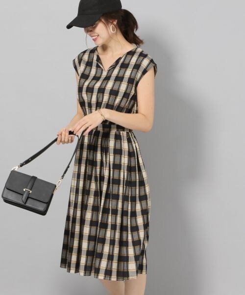 Andemiu アンデミュウ の ムジ チェックフレアワンピース ワンピース Wear
