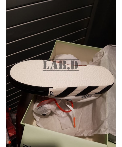 残りわずか！！★Off-White★オフカラCRSWTR SN99 Off-White]OUT OF OFFICE CALF LEATHER/WHITE/BLACK(OMIE23