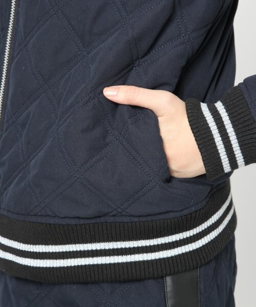 JEANASIS（ジーナシス）の「キルトPUラインリブブルゾン（ジャケット/アウター・レディース・ネイビー/カーキ・L/M）」の8枚目の写真