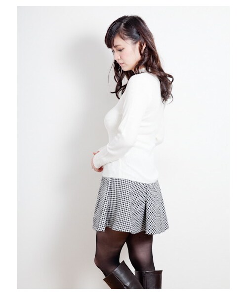 earth music&ecology（アースミュージックアンドエコロジー）の「リブハイネックニット（ニット・セーター・レディース・ラベンダー/杢グレー/ブラック/アイボリー・M/S）」の6枚目の写真