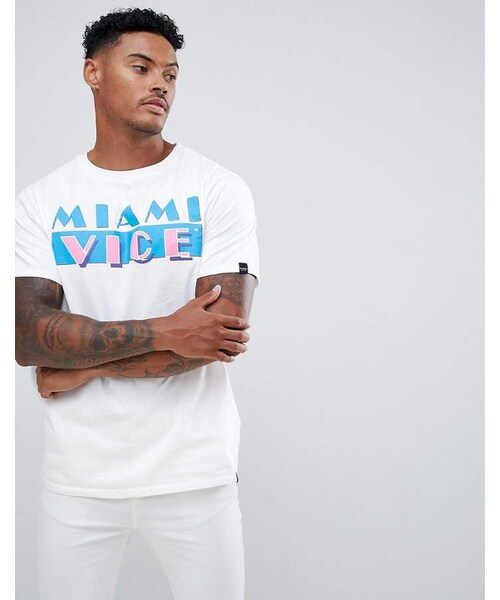 Pull&Bear（プルアンドベア）の「Pull&Bear Miami Vice T-Shirt In 